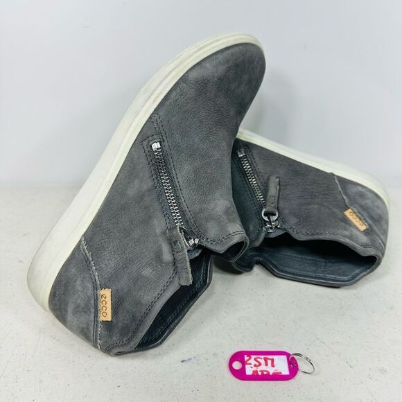 Ecco Soft 7 Ankle Boots Booties Shoes Womens Size 7US 38 EU Gray Suede Zip Up - Picture 1 of 8